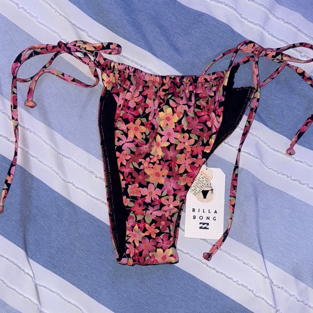 Billabong love army bells